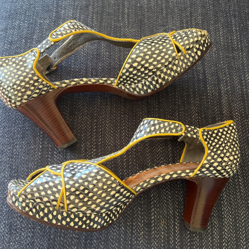 Gorgeous Chie Mihara size 11